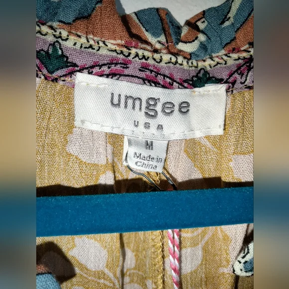 Umgee USA (Size M) Multicolor Floral Flutter SS Boho Above Knee Dress (NEW-NWT) - Picture 2 of 13